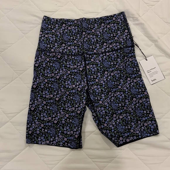 NWT KNIX Your HiTouch Short - Picture 2 of 4